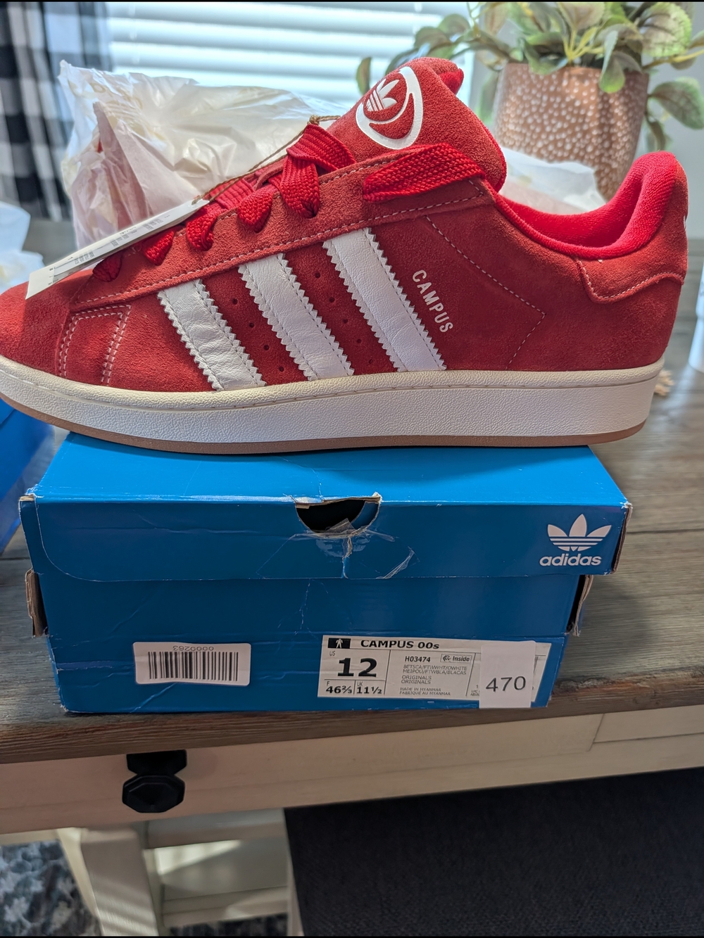 adidas Campus 00's Sneakers in Red and White